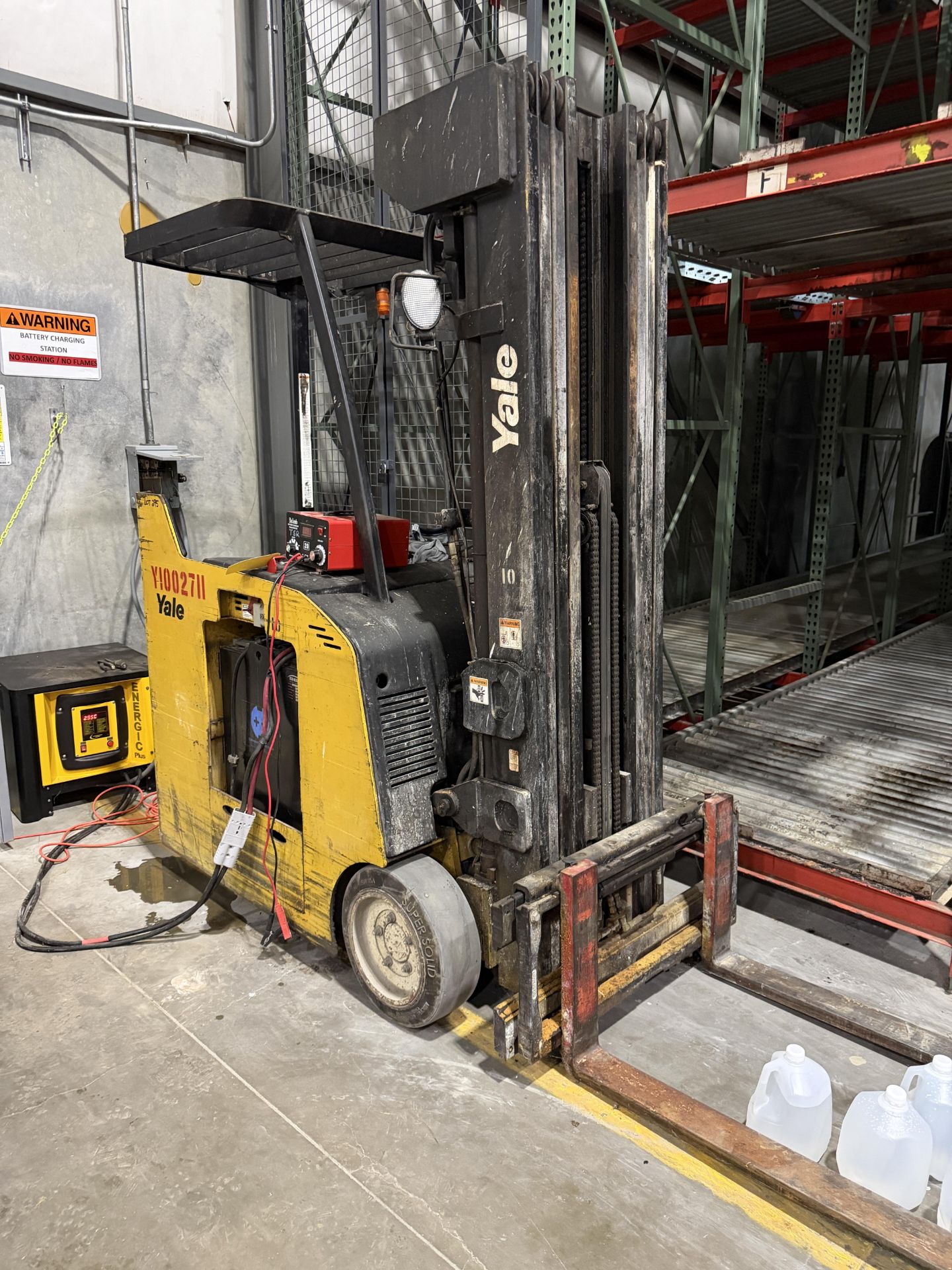 Yale Electric Forklift, Model #ESC04, S/N #A883N02711D, & Forklift Battery Charger, Model # - Image 3 of 4