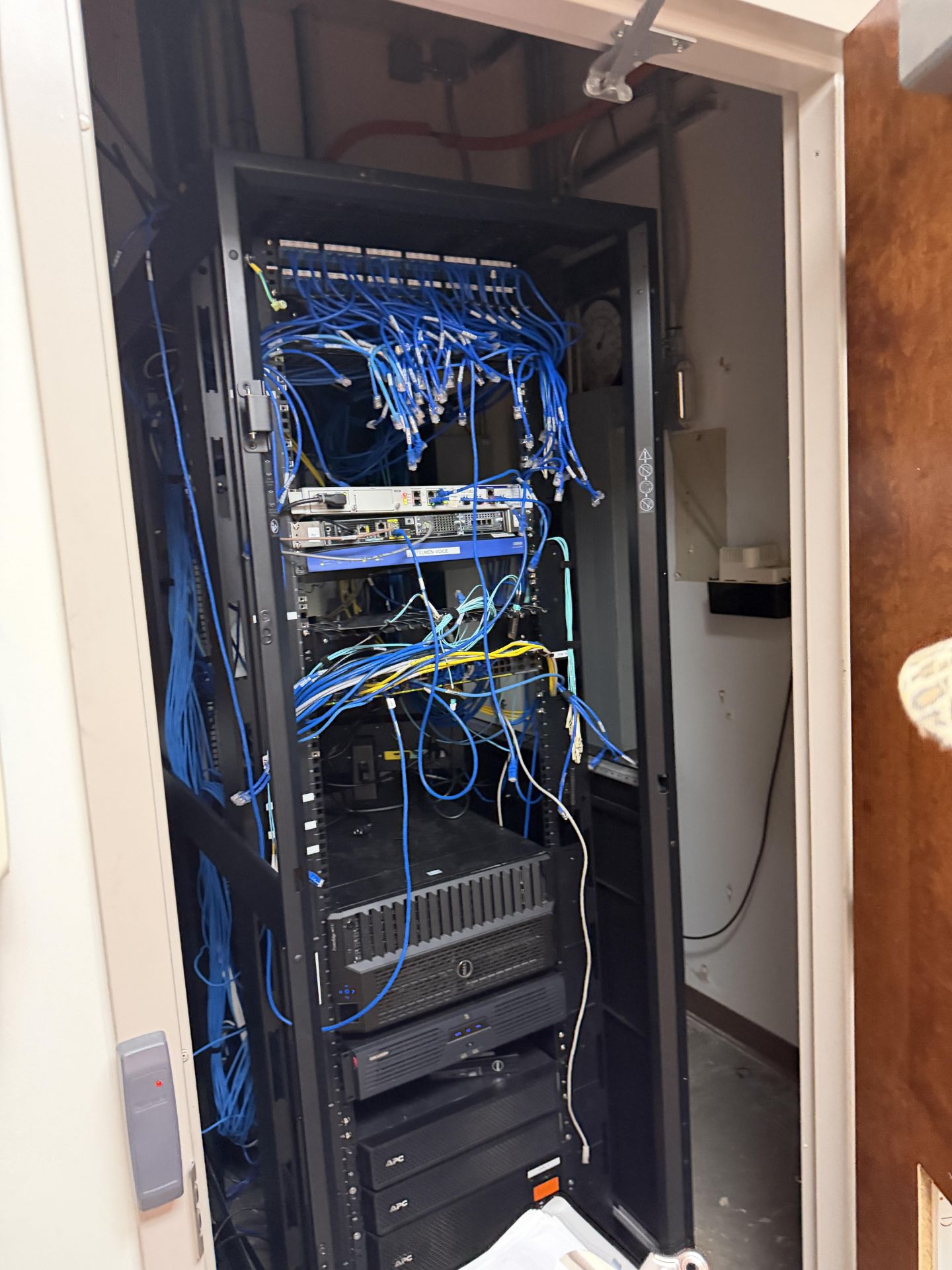 Server Rack and Qty. 4 APC Smart UPS