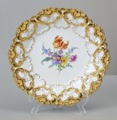 Meissen Prunkteller mit Muschelornamenten, 1. Wahl