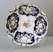 Meissen, großer Prunkteller, kobaltblau mit Blumenmalerei, 1. Wahl
