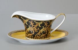 Rosenthal Versace, Barocco, Soßenkännchen auf Teller