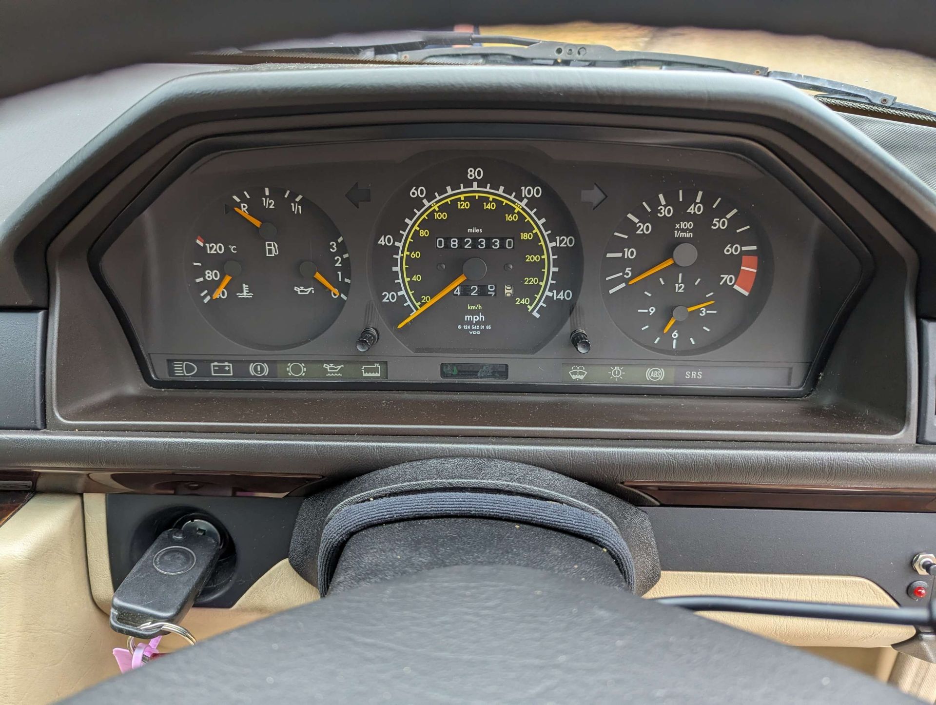 1995 MERCEDES E220 CABRIOLET - Image 23 of 30