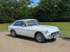 1973 MG B GT AUTO
