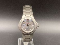 TAG HEUER, PROFESSIONAL, STAINLESS STEEL QUARTZ WRISTWATCH, WL1211, KQ6224