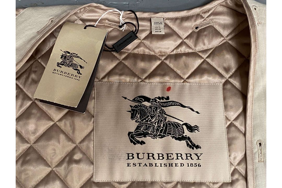BURBERRY COAT LINER, UK (10) - Image 6 of 13