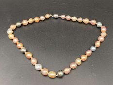CULTURED FRESHWATER BAROQUE PEARL NECKLACE