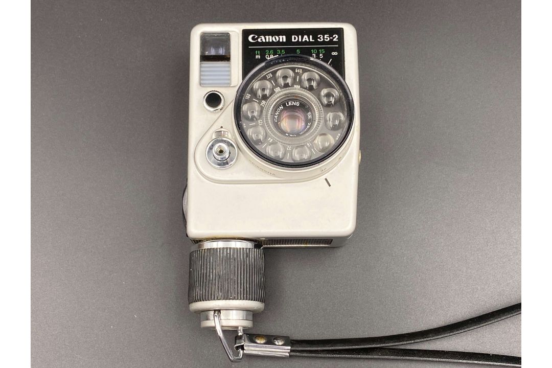 CANON, DIAL 35-2 HALF-FRAME 35mm CAMERA - Image 4 of 8