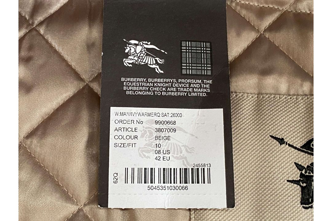 BURBERRY COAT LINER, UK (10) - Image 7 of 13
