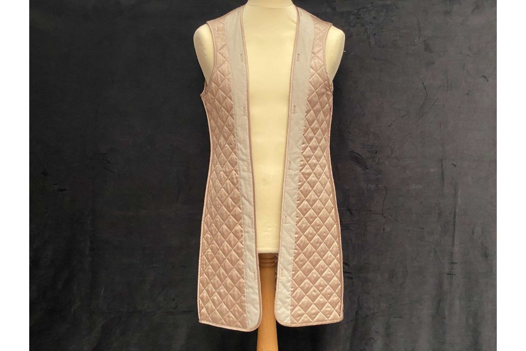 BURBERRY COAT LINER, UK (10) - Image 1 of 13