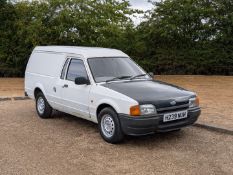 1990 FORD ESCORT 35 VAN