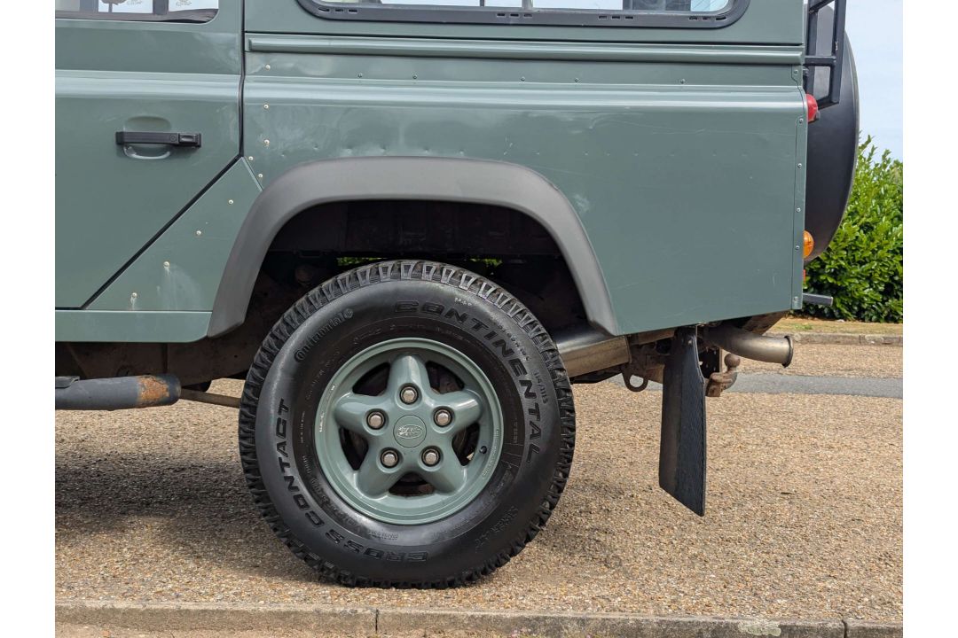 2009 LAND ROVER DEFENDER 110 - Image 23 of 58