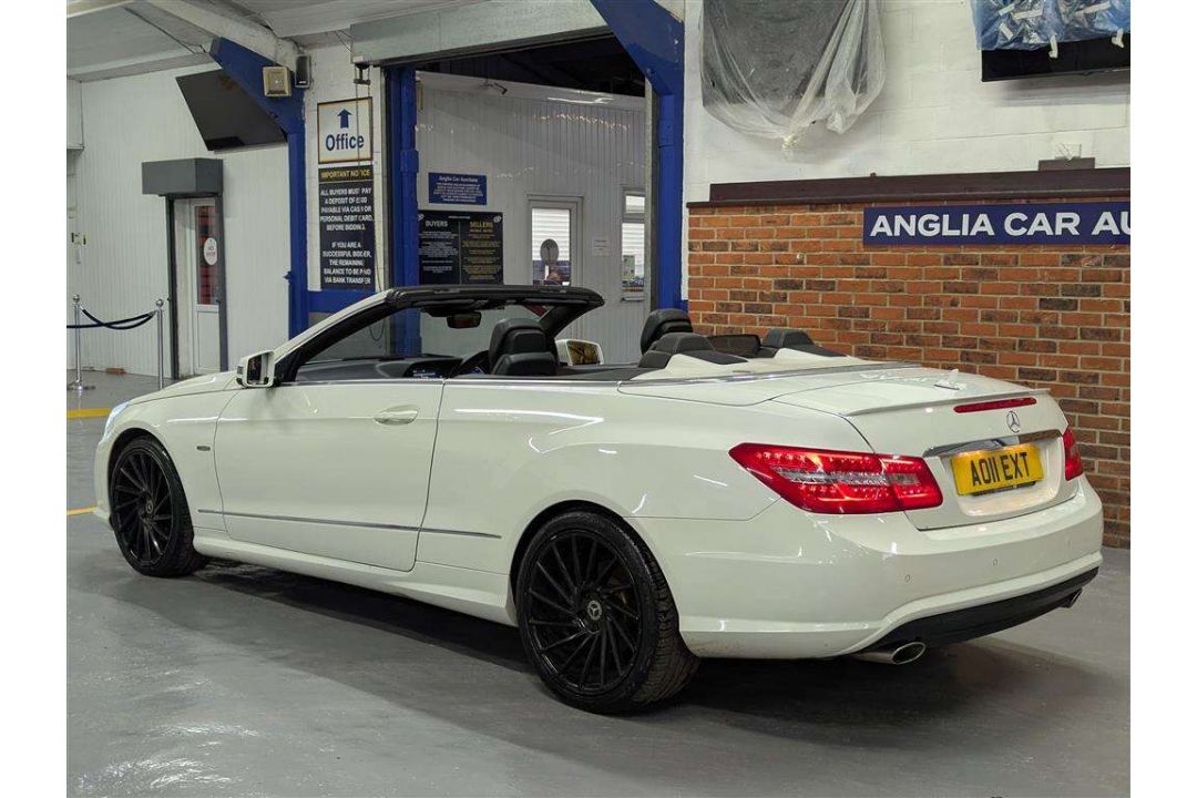 2011 MERCEDES-BENZ E350 SPT CDI BLUEEFI-CY A - Image 7 of 30