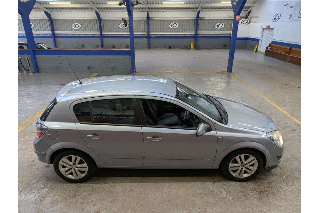 2008 VAUXHALL ASTRA SXI - Image 29 of 30