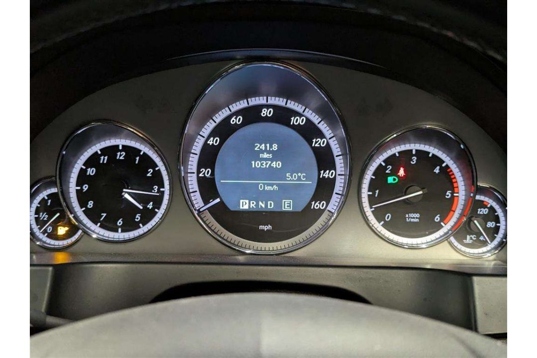 2011 MERCEDES-BENZ E350 SPT CDI BLUEEFI-CY A - Image 28 of 30