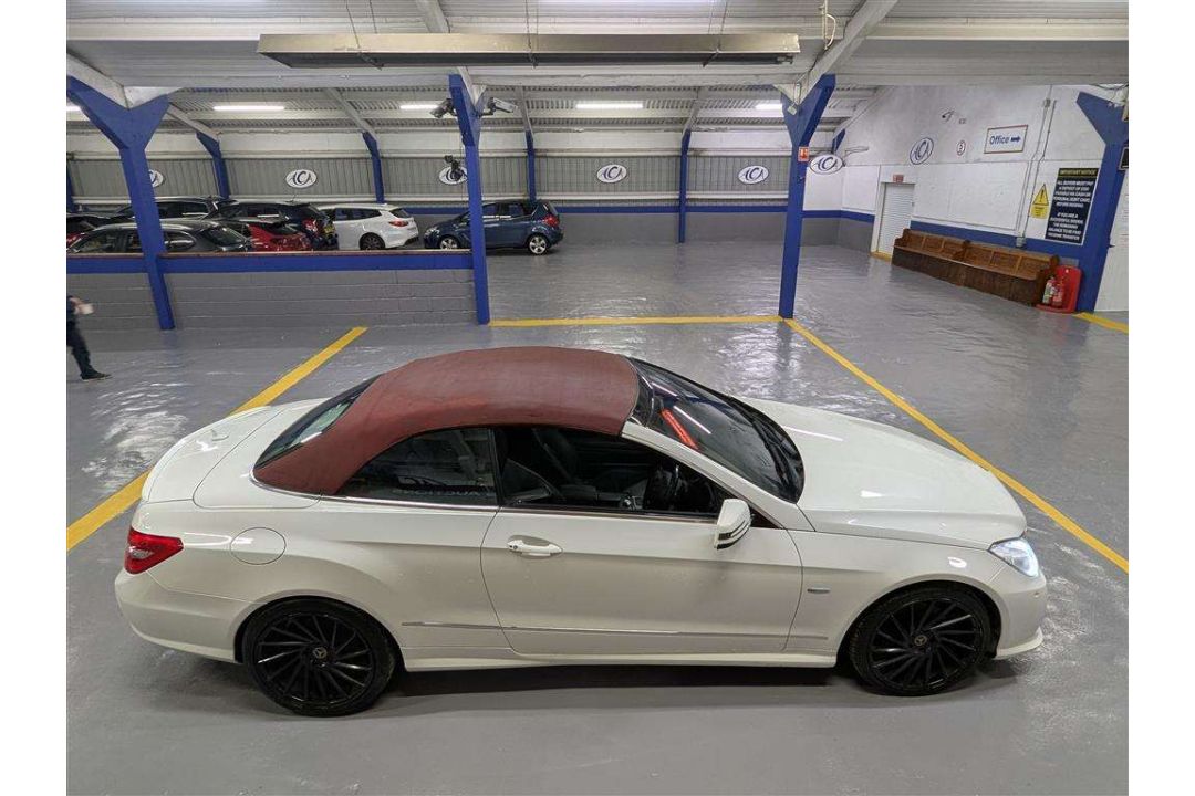 2011 MERCEDES-BENZ E350 SPT CDI BLUEEFI-CY A - Image 29 of 30