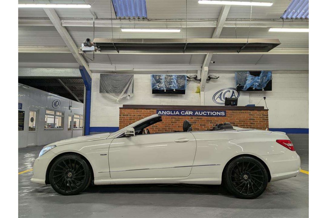 2011 MERCEDES-BENZ E350 SPT CDI BLUEEFI-CY A - Image 2 of 30
