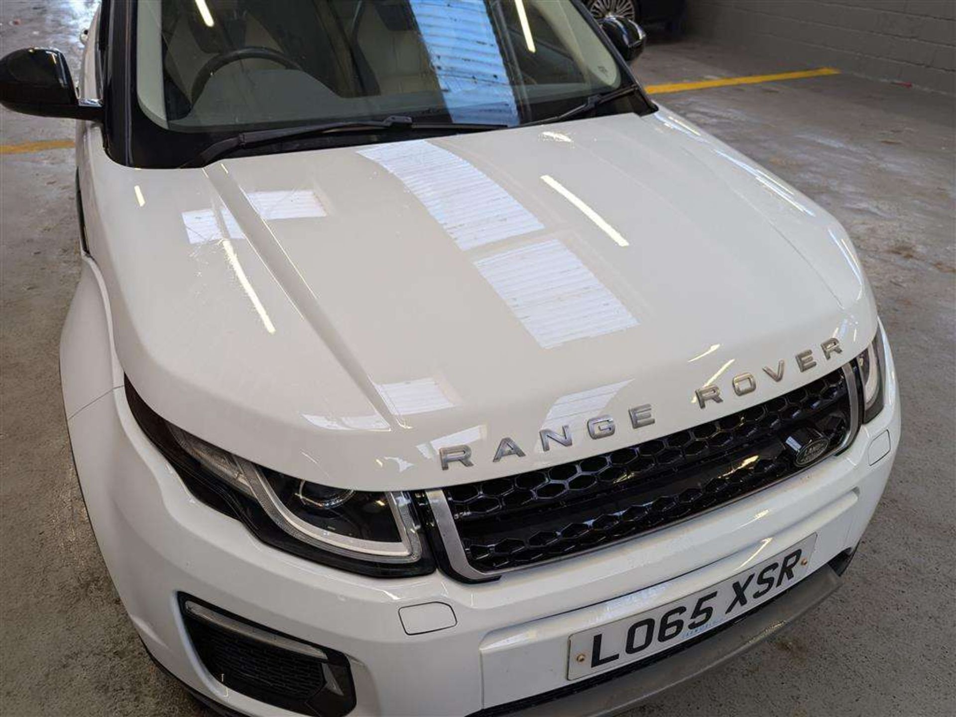 2015 LAND ROVER RANGE ROVER EVOQUE SE TEC - Image 12 of 47