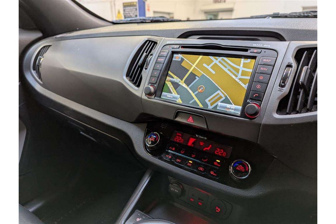 2014 KIA SPORTAGE WHITE EDITION IS - Image 17 of 30