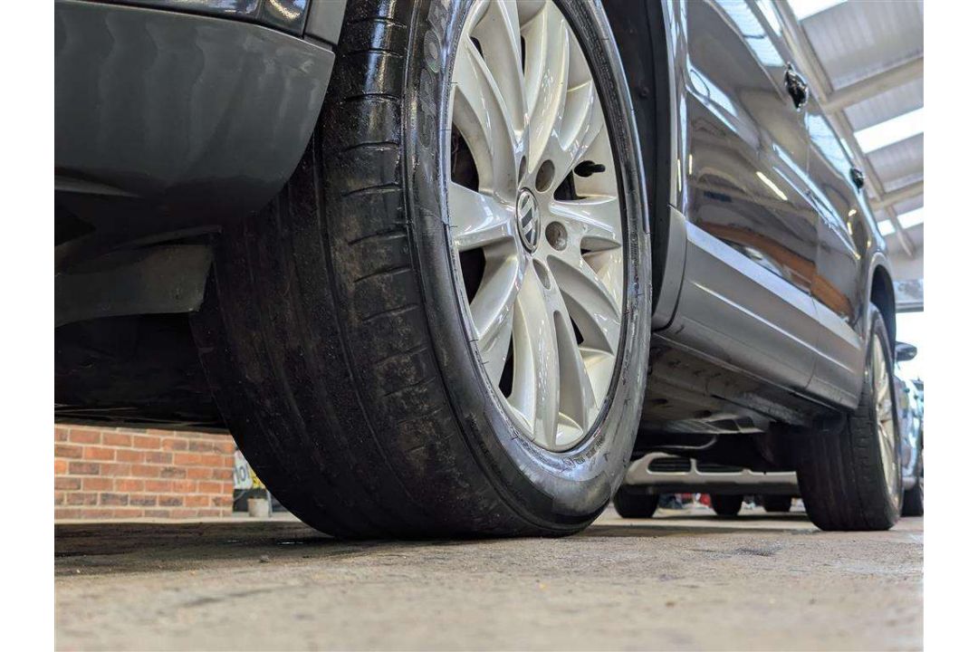 2008 VOLKSWAGEN TIGUAN SE TDI 140 - Image 17 of 30