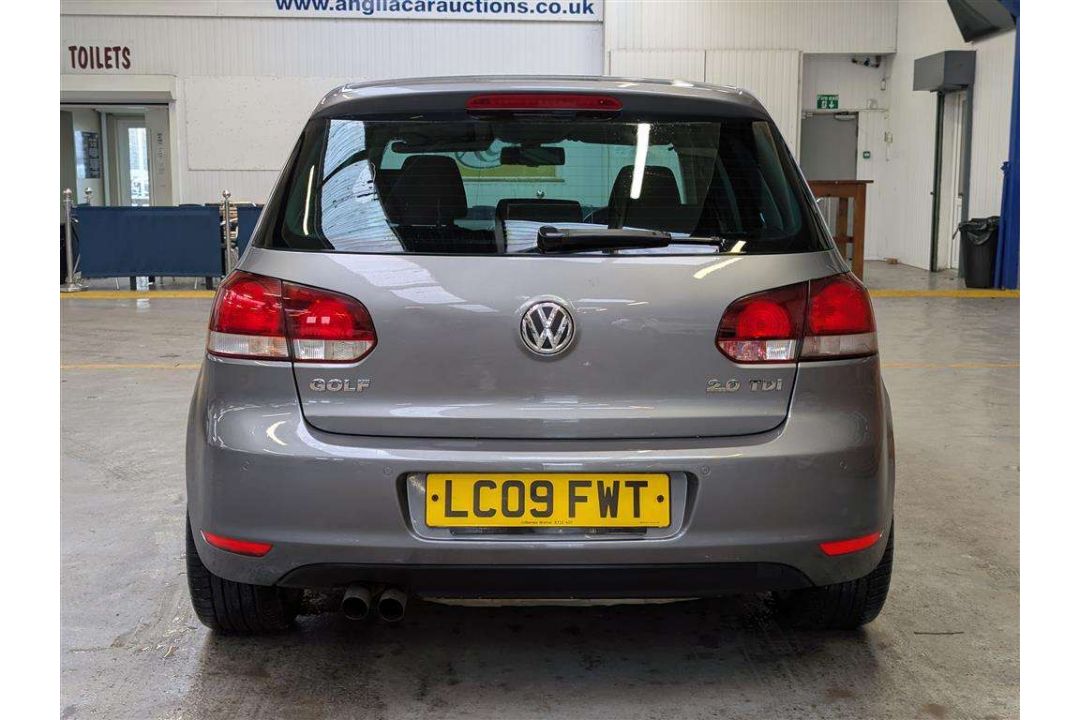 2009 VOLKSWAGEN GOLF GT TDI 140 S-A - Image 3 of 30