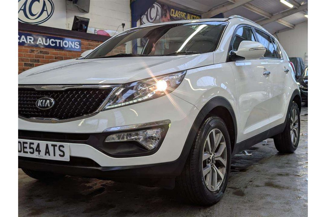 2014 KIA SPORTAGE WHITE EDITION IS - Image 9 of 30