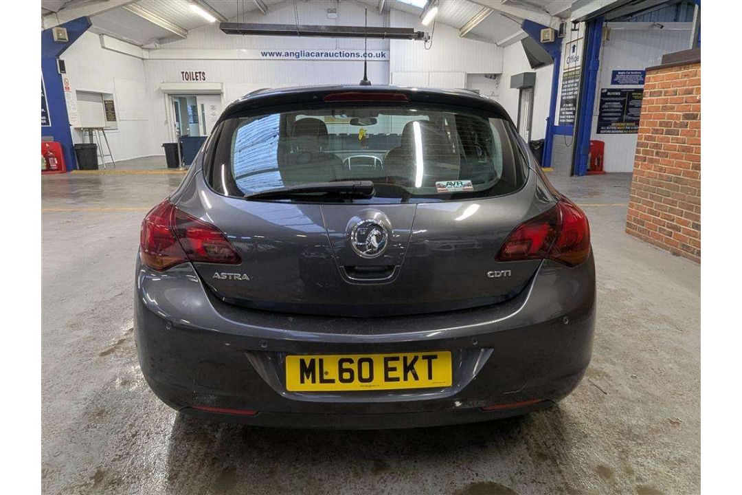 2010 VAUXHALL ASTRA SRI CDTI 108 - Image 2 of 30