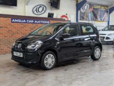 2015 VOLKSWAGEN MOVE UP