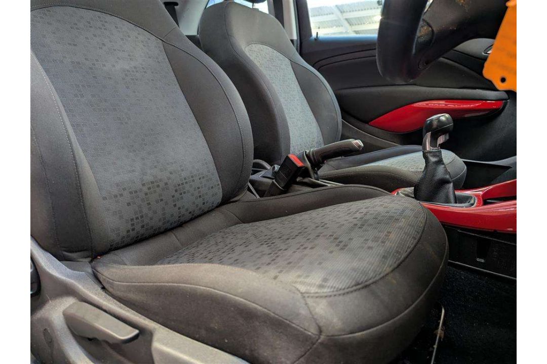 2013 VAUXHALL ADAM JAM S/S - Image 15 of 30