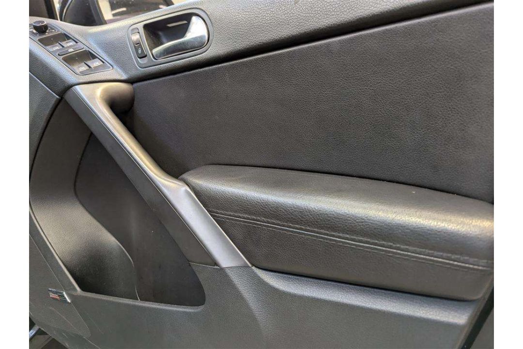 2008 VOLKSWAGEN TIGUAN SE TDI 140 - Image 14 of 30