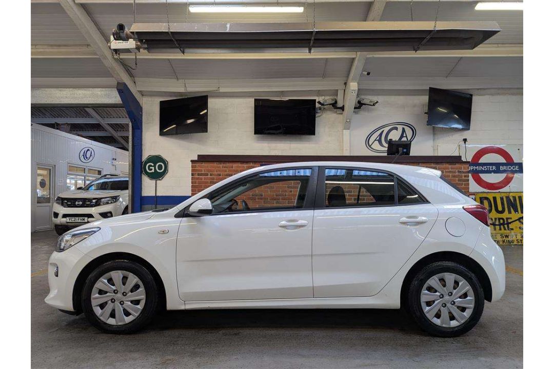 2018 KIA RIO 1 - Image 2 of 28