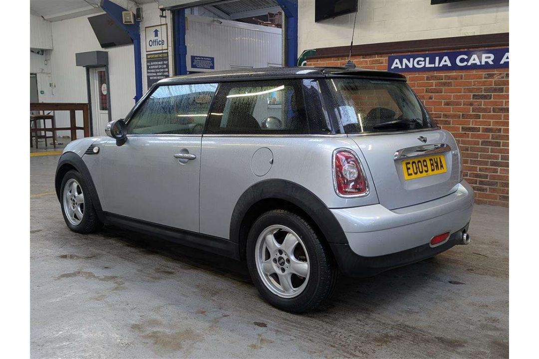 2009 MINI COOPER - Image 4 of 49