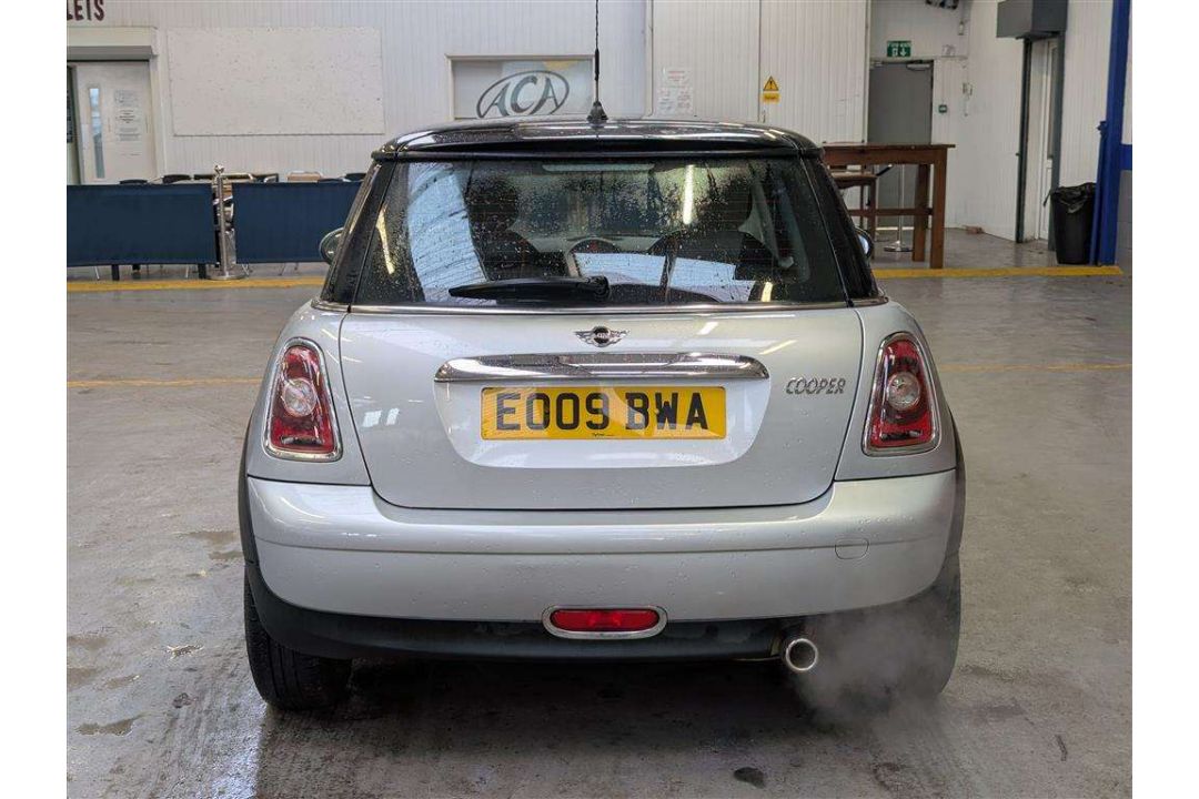 2009 MINI COOPER - Image 19 of 49
