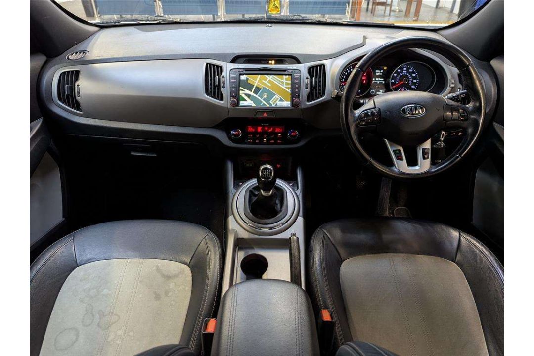 2014 KIA SPORTAGE WHITE EDITION IS - Image 7 of 30