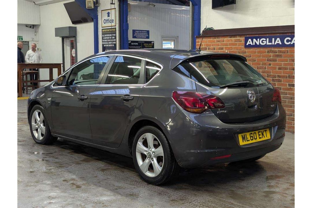 2010 VAUXHALL ASTRA SRI CDTI 108 - Image 4 of 30
