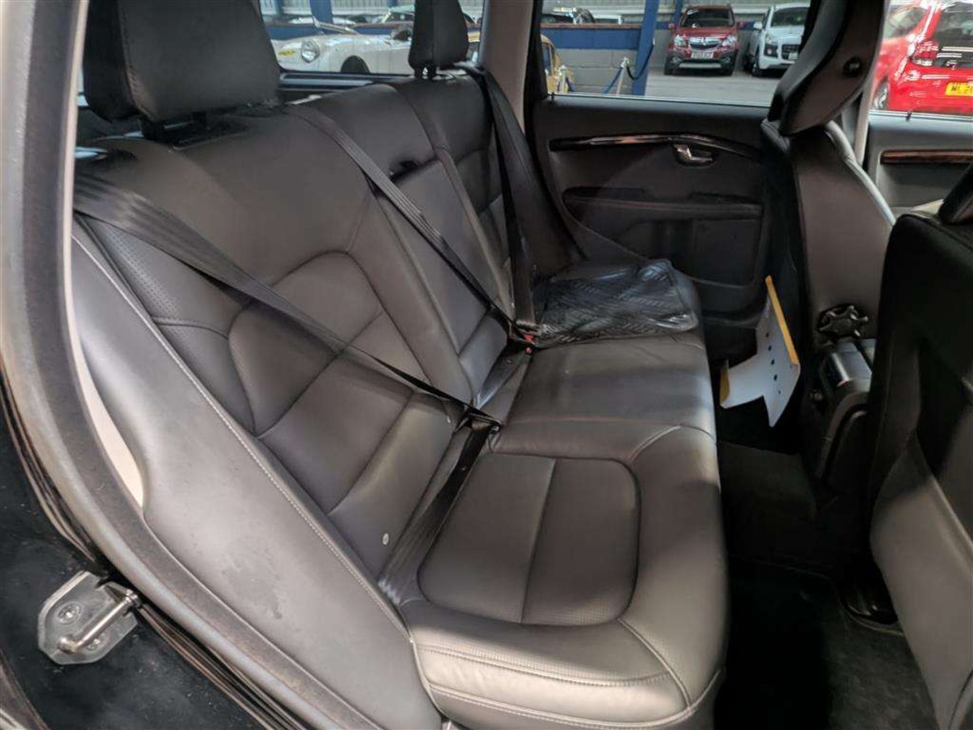 2013 VOLVO V70 SE LUX T5 AUTO - Image 11 of 28
