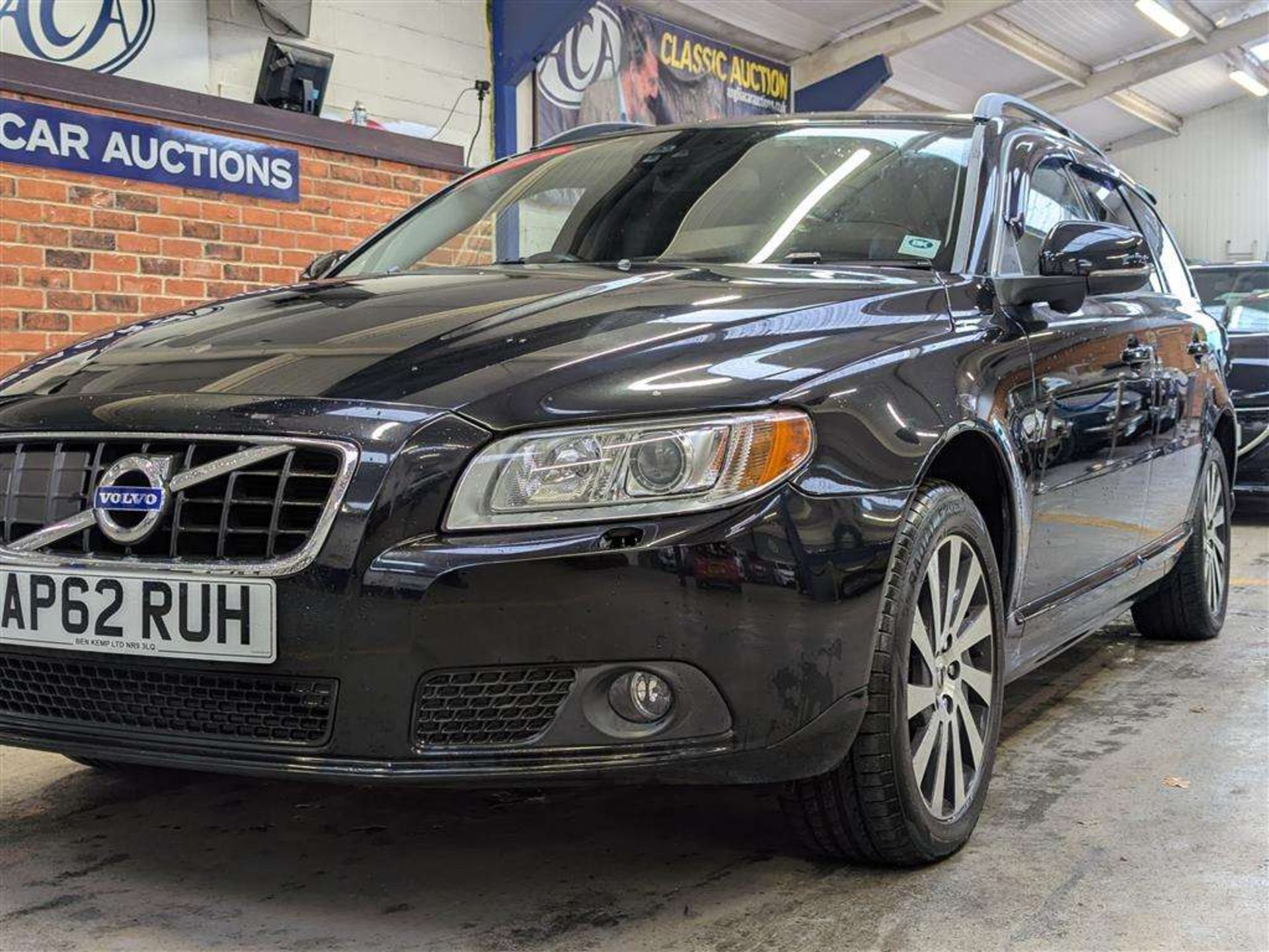 2013 VOLVO V70 SE LUX T5 AUTO - Image 16 of 28