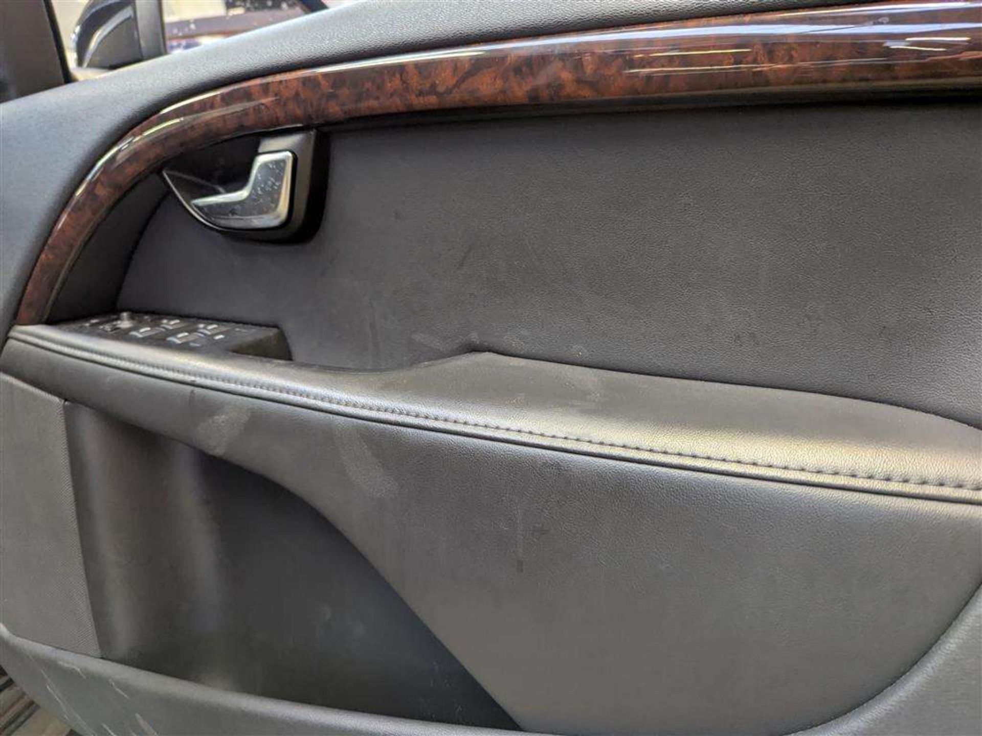 2013 VOLVO V70 SE LUX T5 AUTO - Image 12 of 28