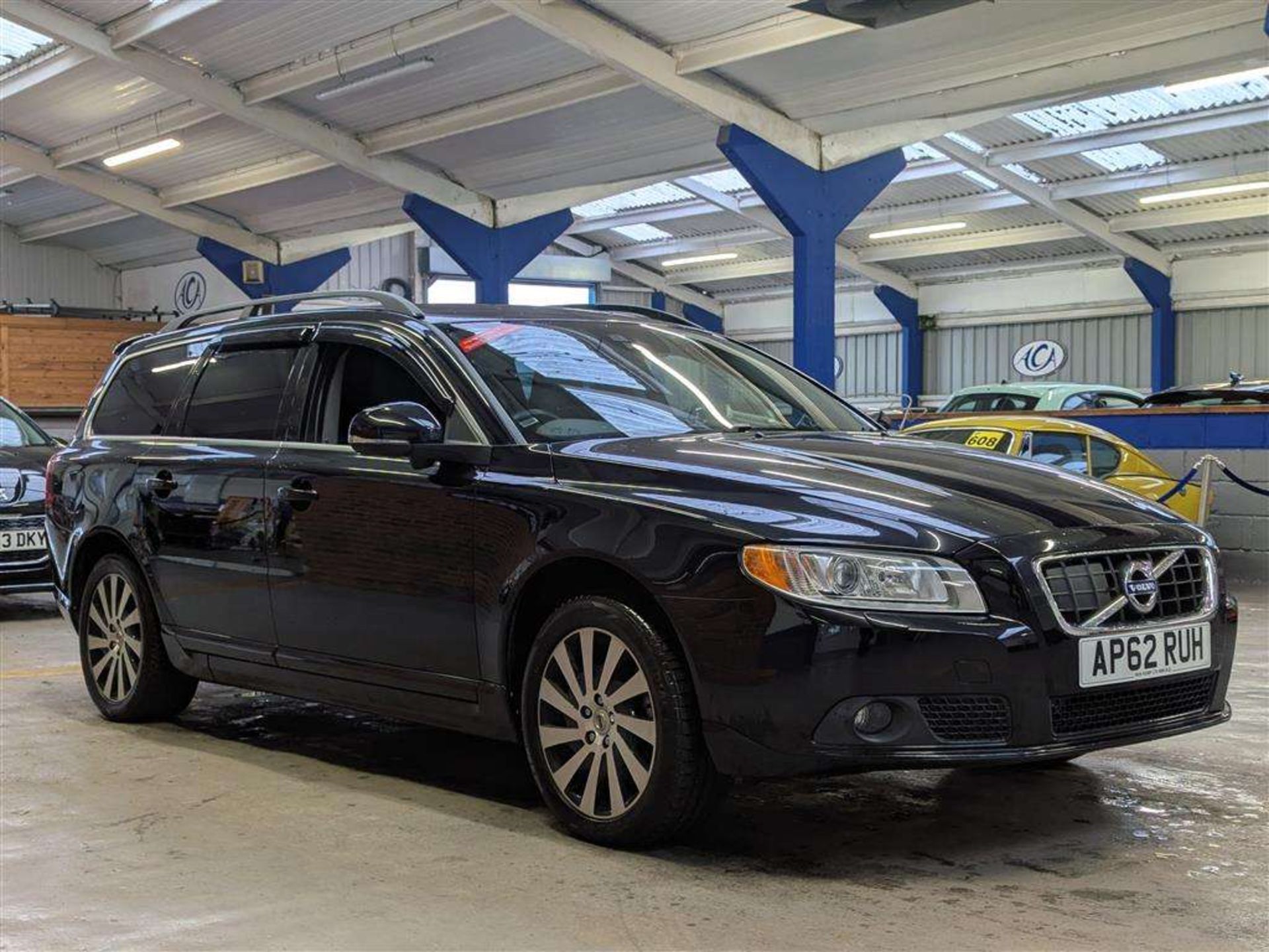 2013 VOLVO V70 SE LUX T5 AUTO - Image 5 of 28