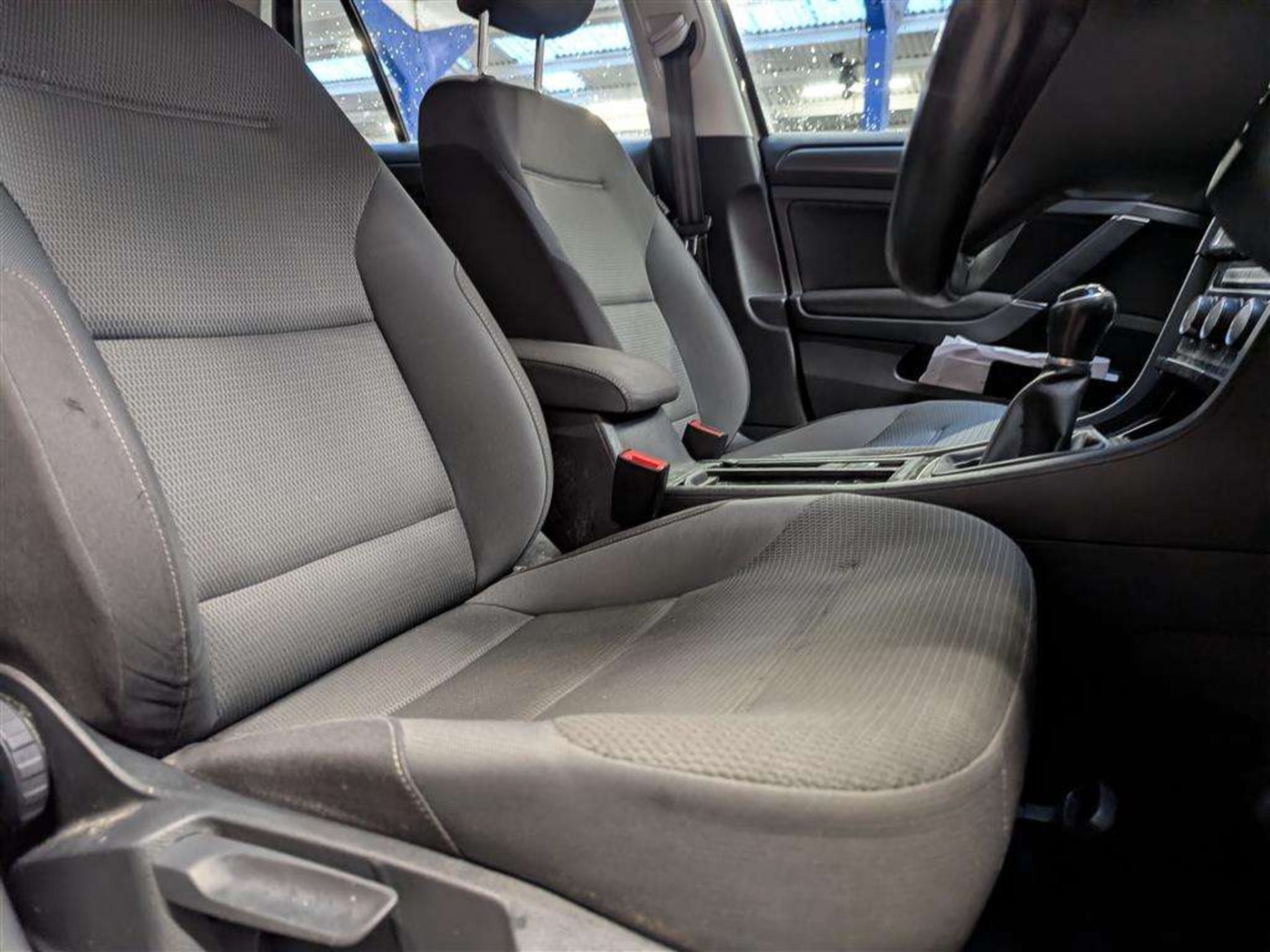 2017 VOLKSWAGEN GOLF SE TDI BMT - Image 9 of 27