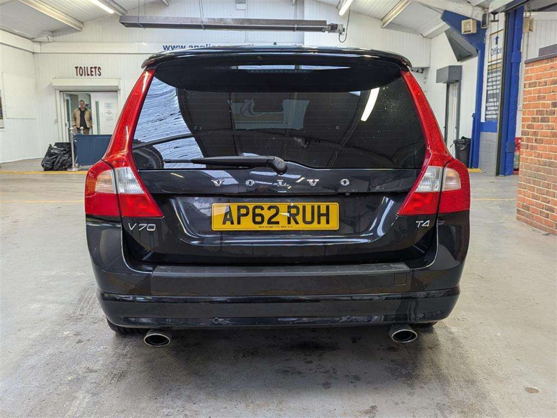 2013 VOLVO V70 SE LUX T5 AUTO - Image 3 of 28