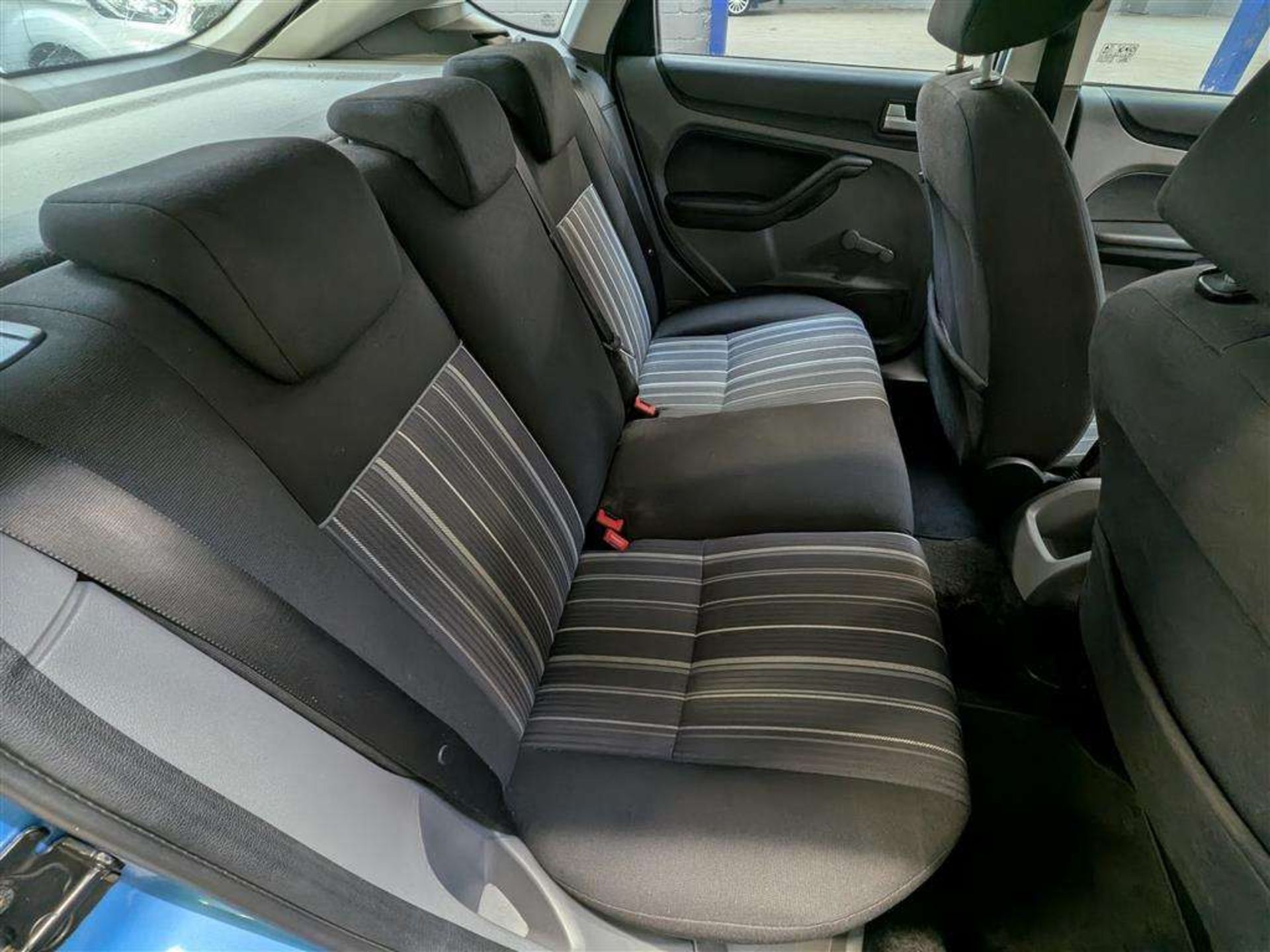 2009 FORD FOCUS STYLE TD 115 - Image 16 of 30