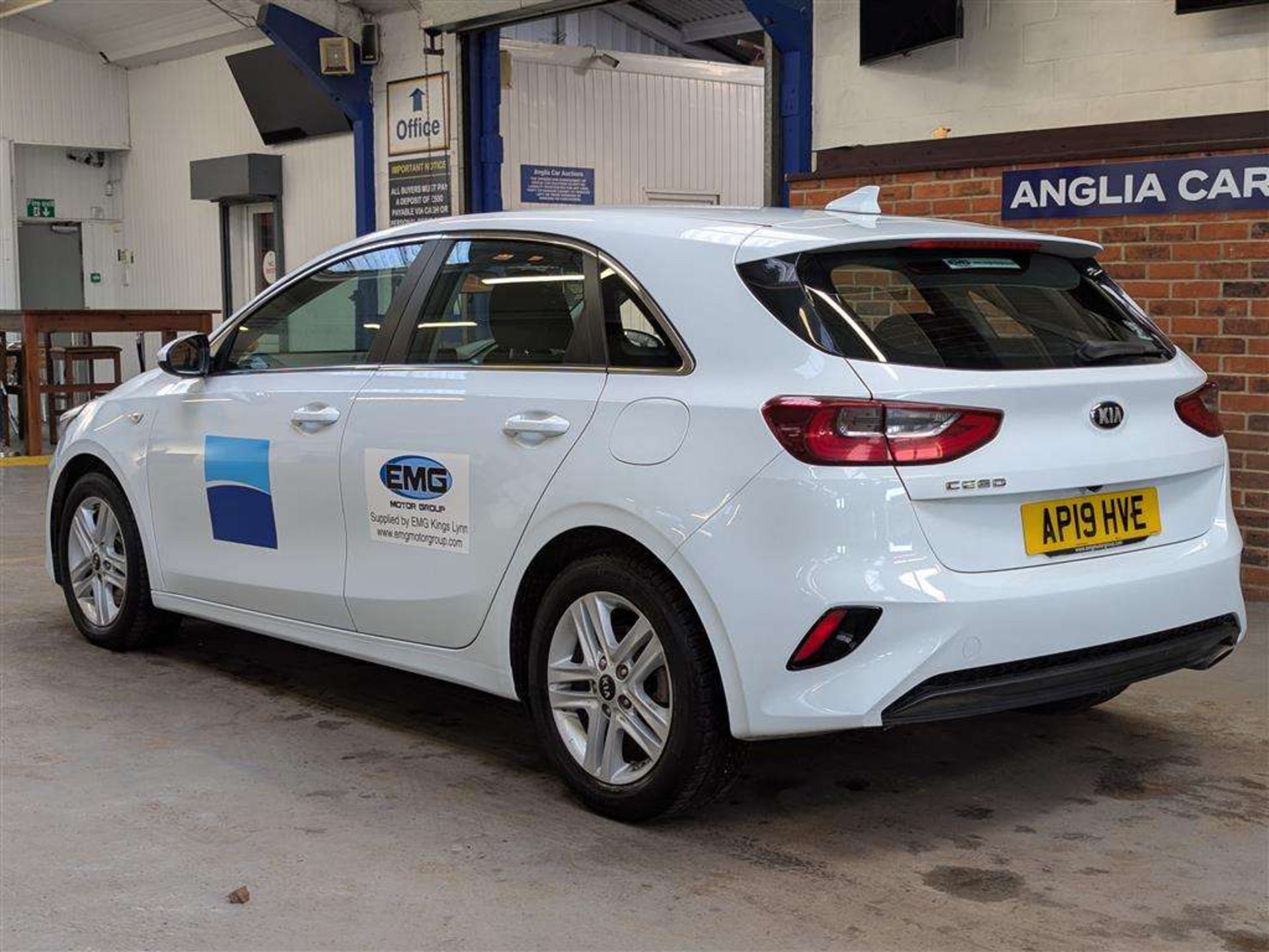 2019 KIA CEED 2 ISG - Image 4 of 29