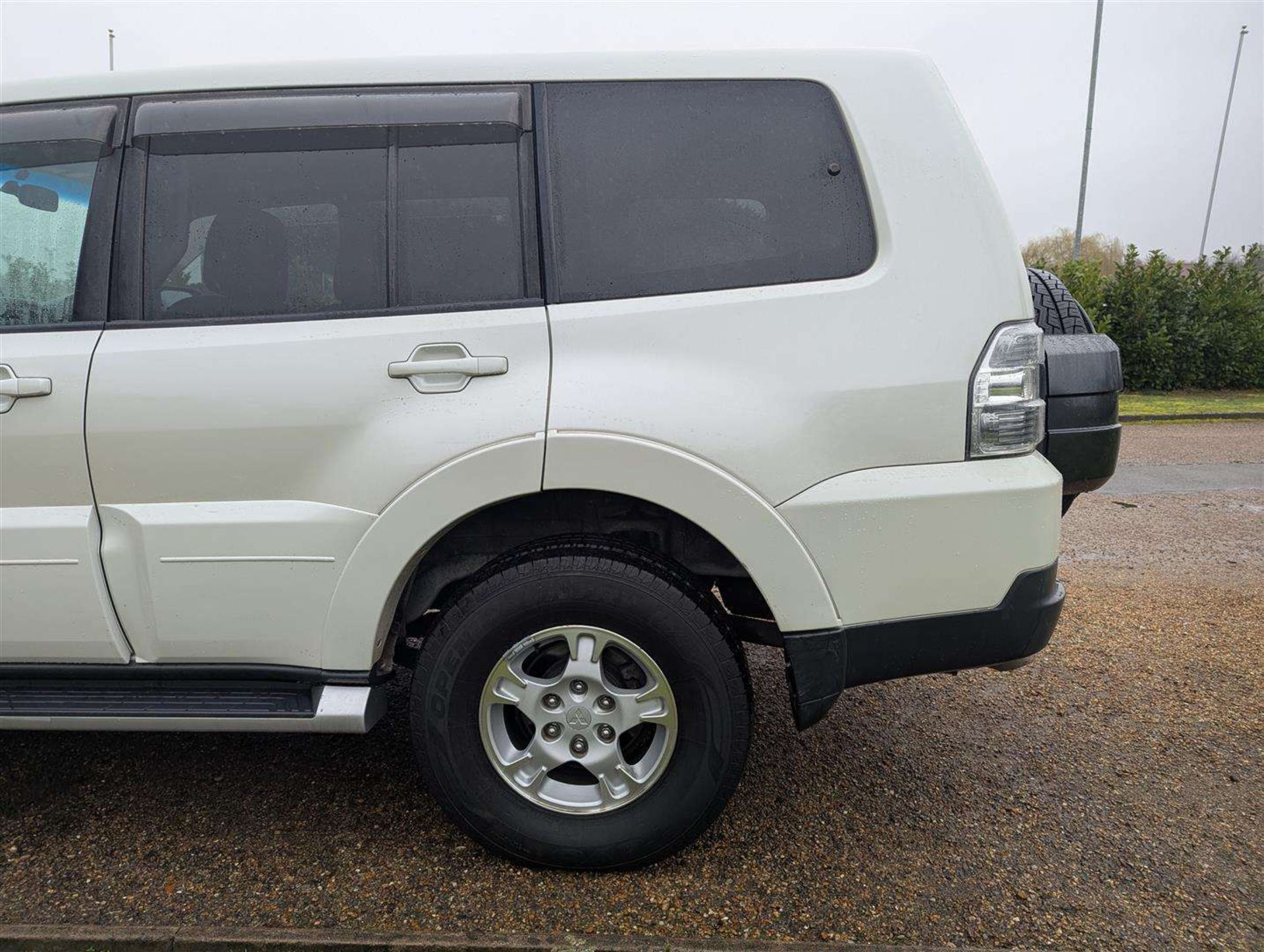 2009 MITSUBISHI - Image 14 of 30
