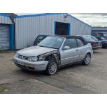 2002 VOLKSWAGEN GOLF CABRIOLET AV-GE