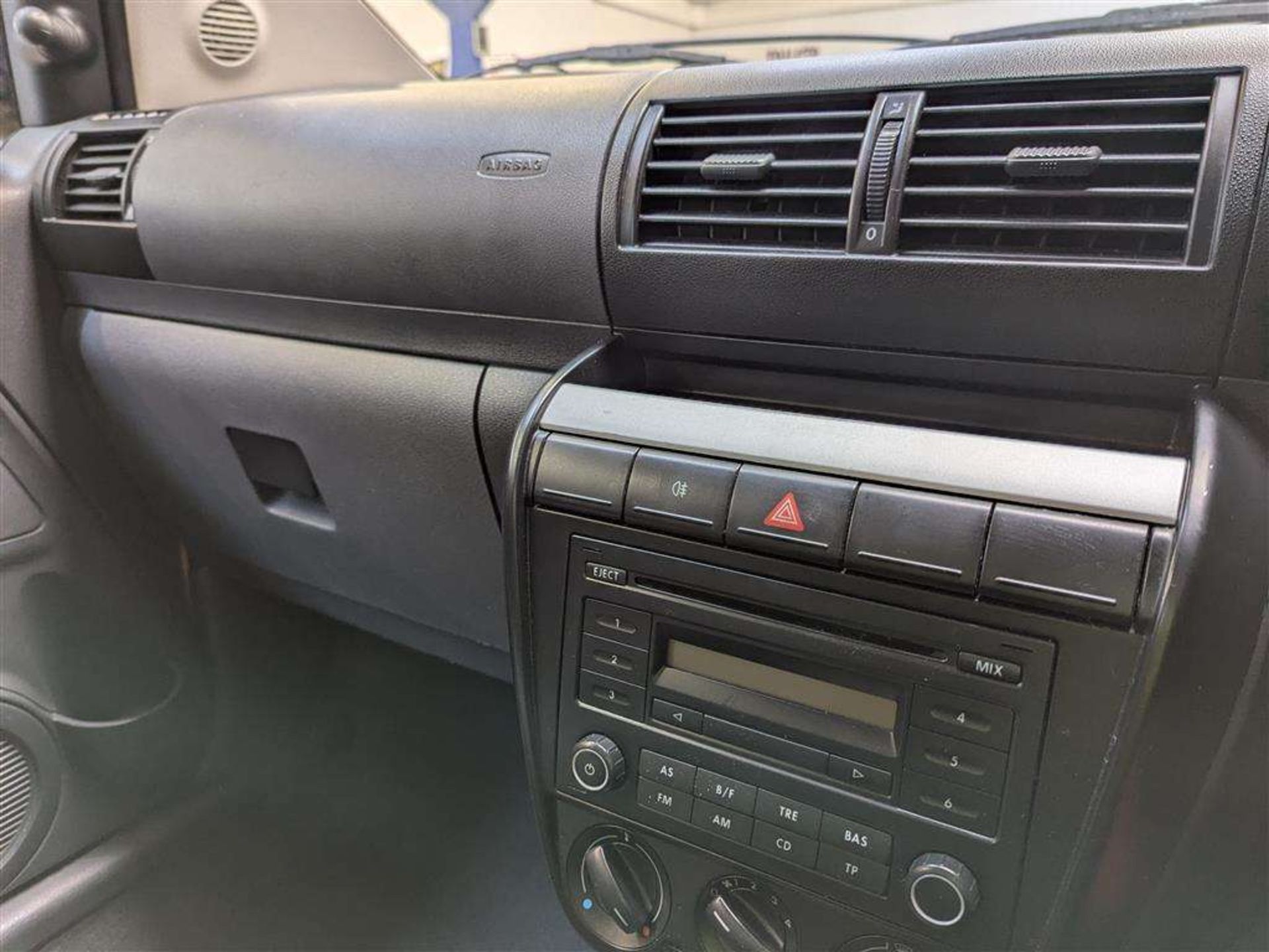 2007 VOLKSWAGEN FOX 55 - Image 19 of 30