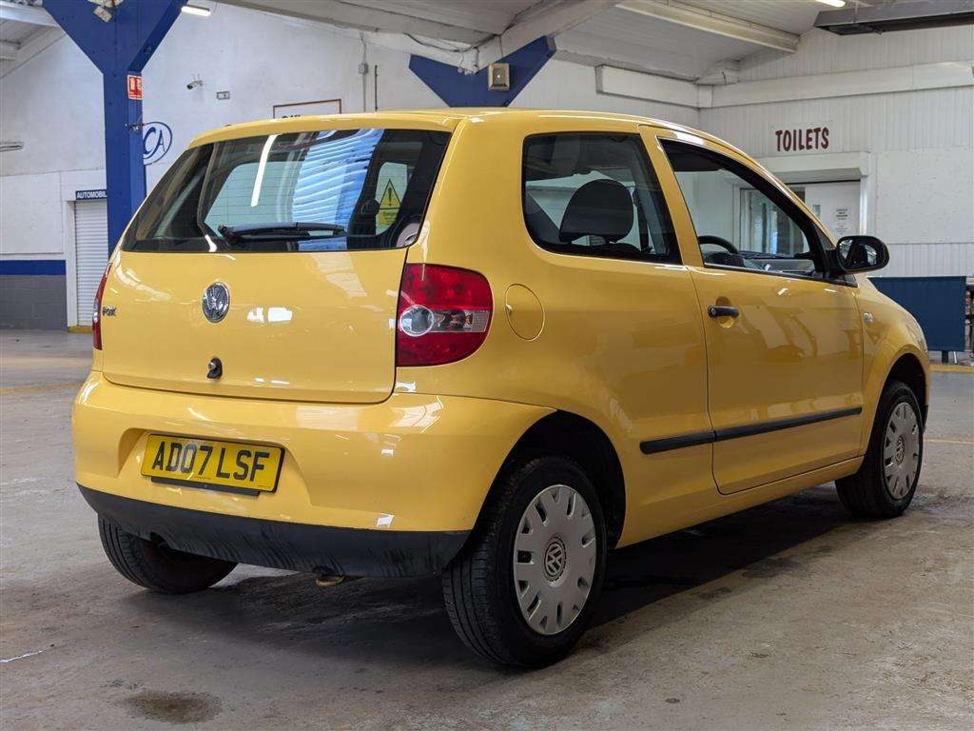 2007 VOLKSWAGEN FOX 55 - Image 6 of 30