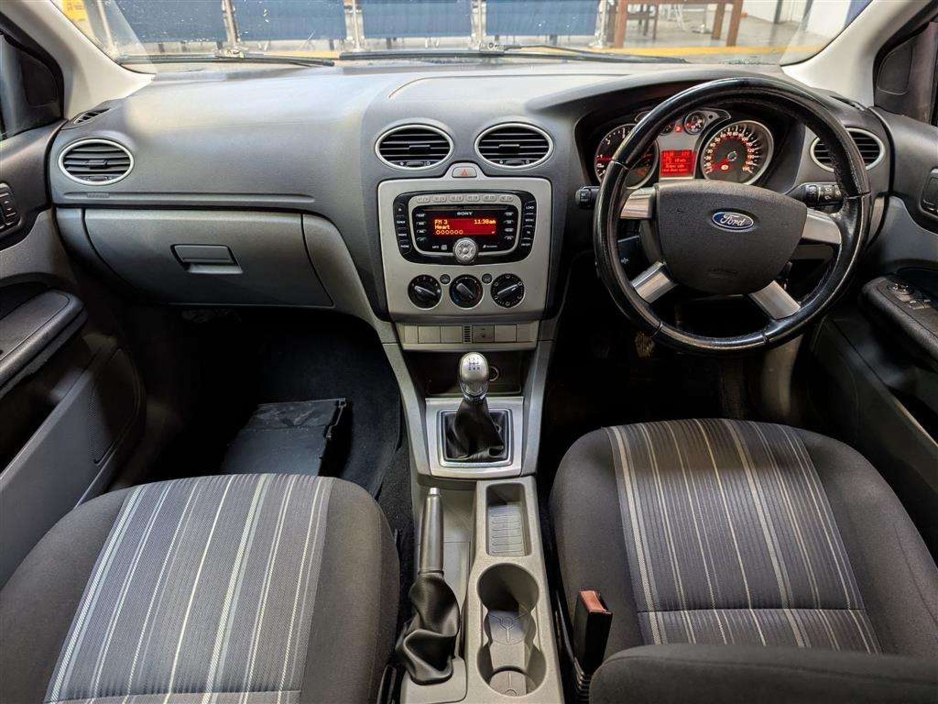 2009 FORD FOCUS STYLE TD 115 - Image 7 of 30
