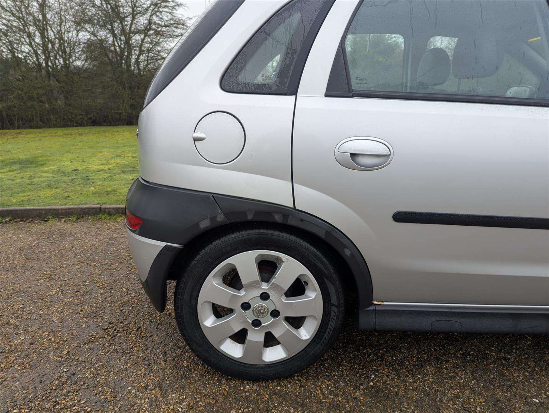 2001 VAUXHALL CORSA SXI 16V - Image 12 of 28
