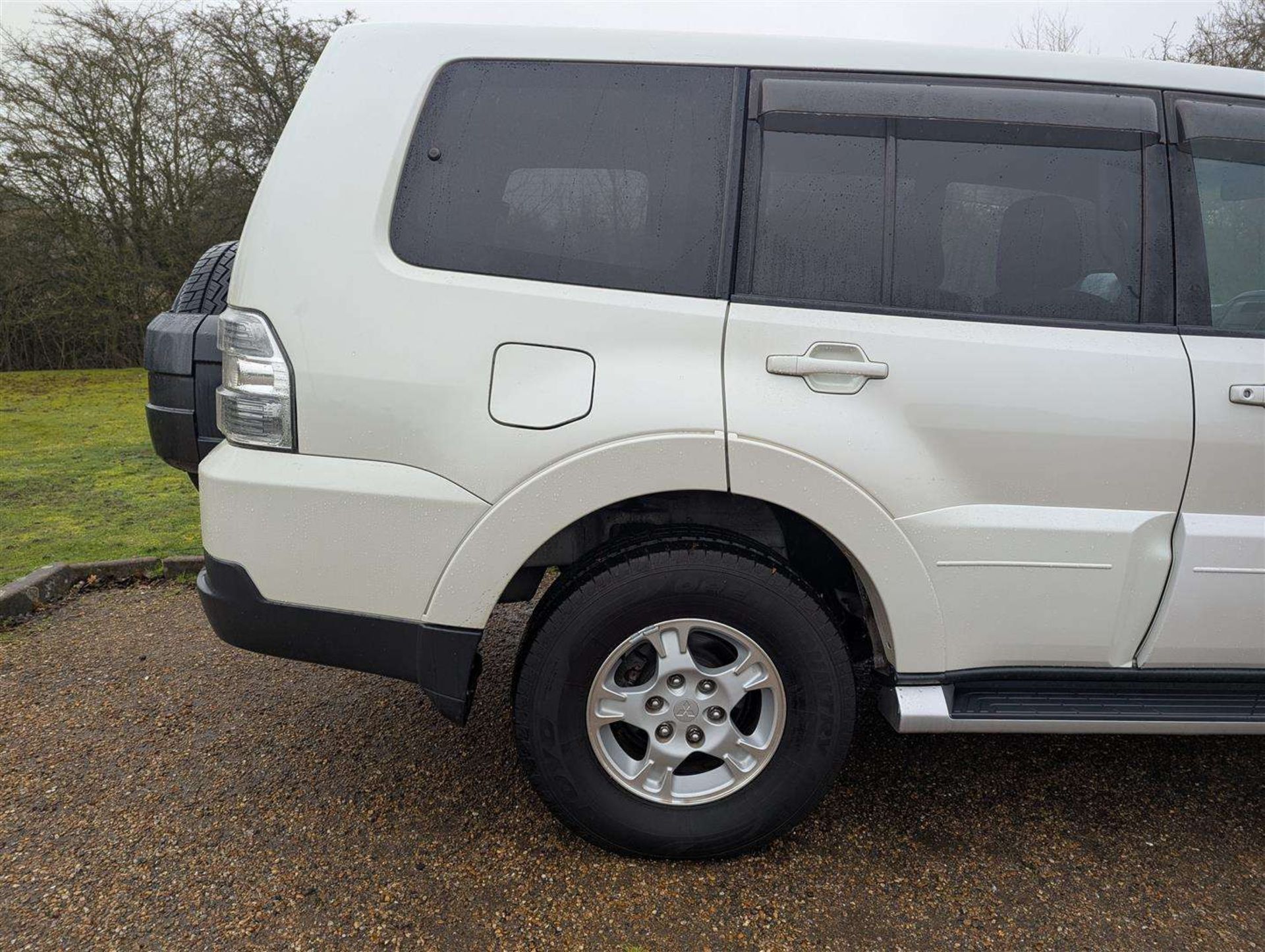 2009 MITSUBISHI - Image 13 of 30