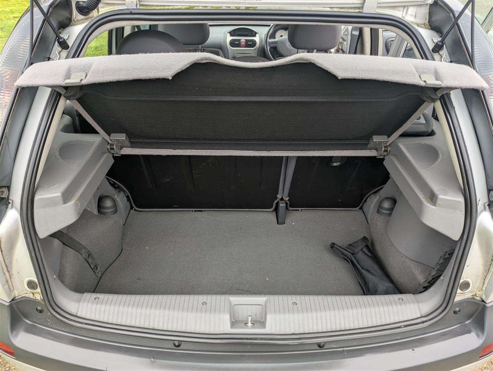 2001 VAUXHALL CORSA SXI 16V - Image 15 of 28